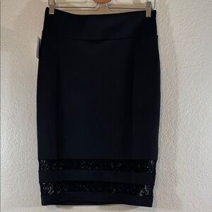 CARMEN MARC VALVO Black Pencil Skirt with Lace Size Small NEW